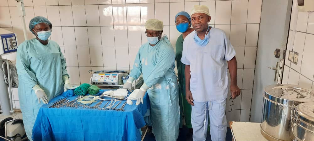 Mission opératoire du Prof. Tebeu au Cameroun